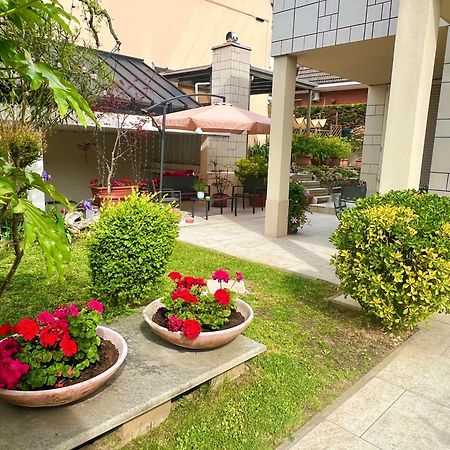 L'Angolo Verde Apartment มอนคาลีเอรี ภายนอก รูปภาพ