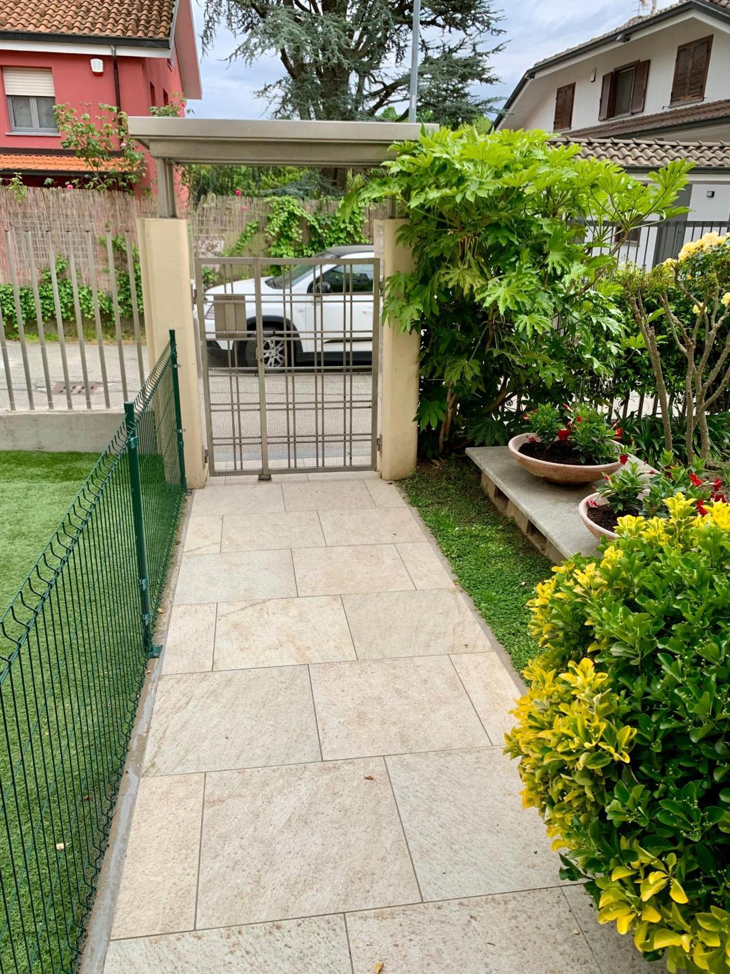 L'Angolo Verde Apartment มอนคาลีเอรี ภายนอก รูปภาพ